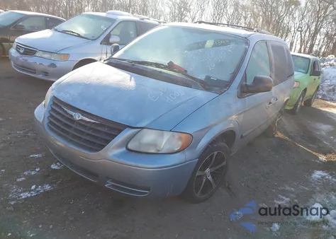 2005 Chrysler Town & Country from USA, damaged, VIN 1C4GP45R05B441521